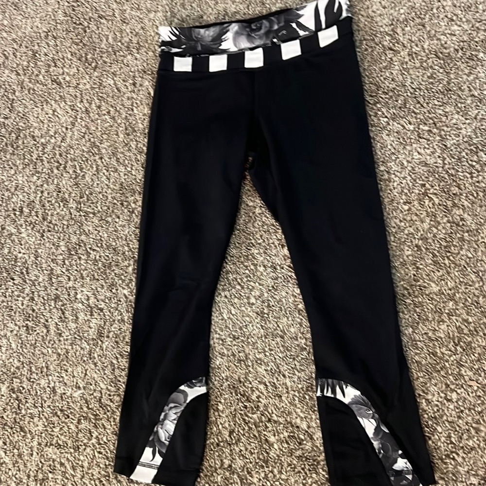 Lululemon capris